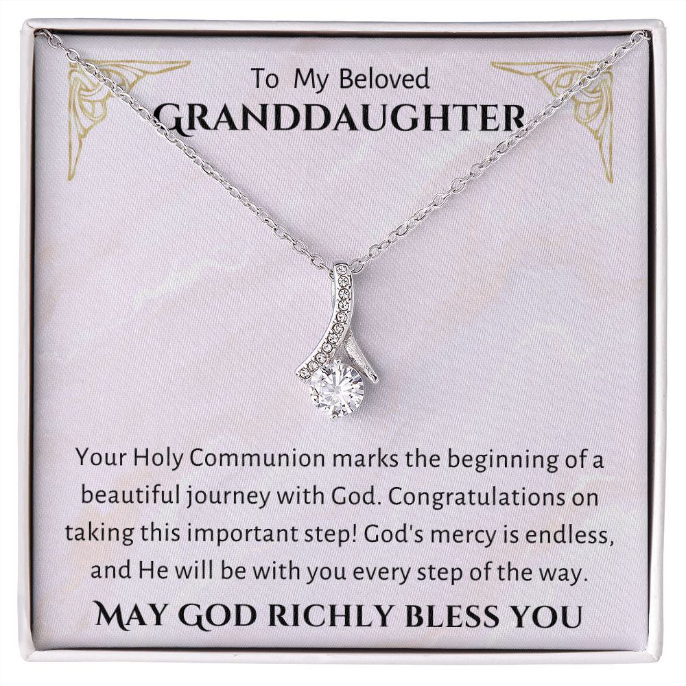 9 2022 Alluring Beauty Necklace