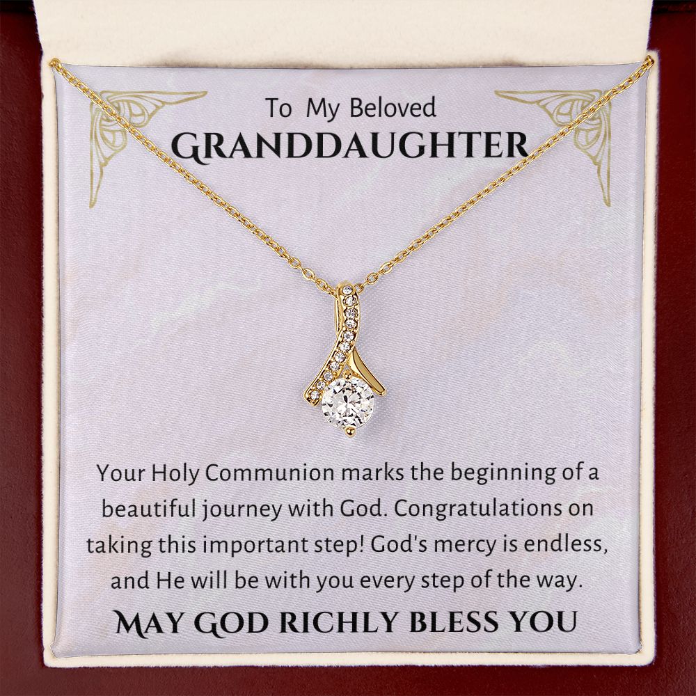 9 2022 Alluring Beauty Necklace