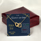33 2022 Sept IntLock Necklace
