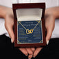 96 2022 Sept IntLock Necklace