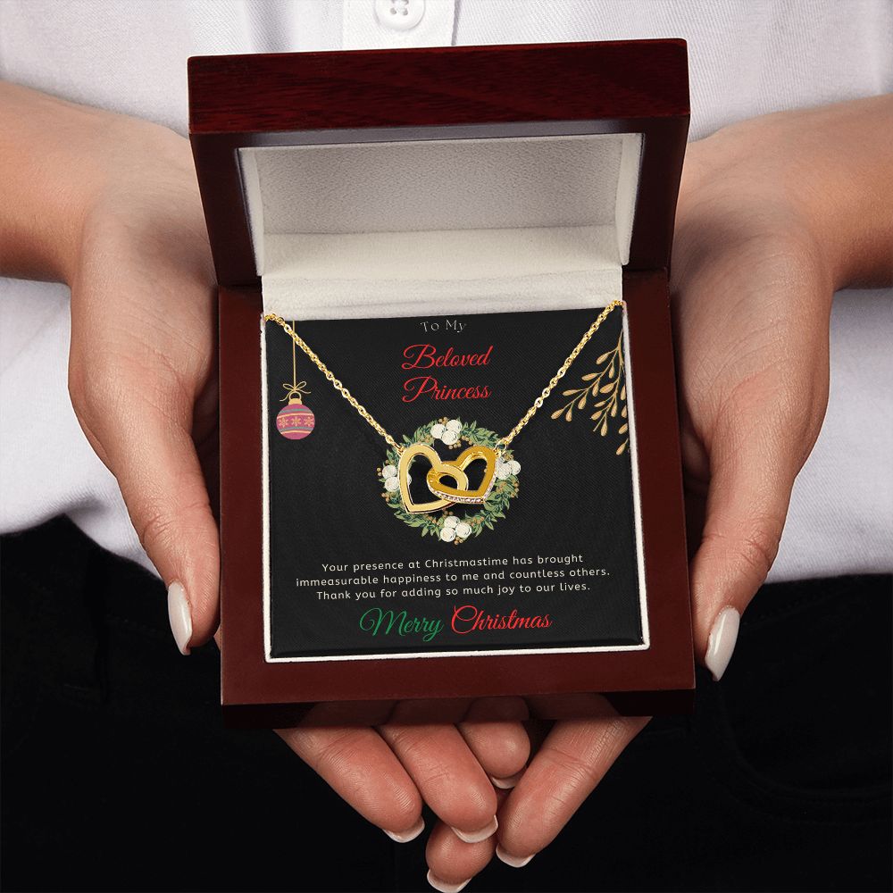 8 2022 Sept IntLock Necklace