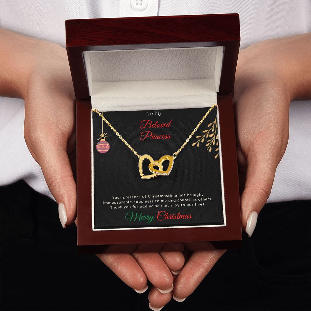 8 2022 Sept IntLock Necklace