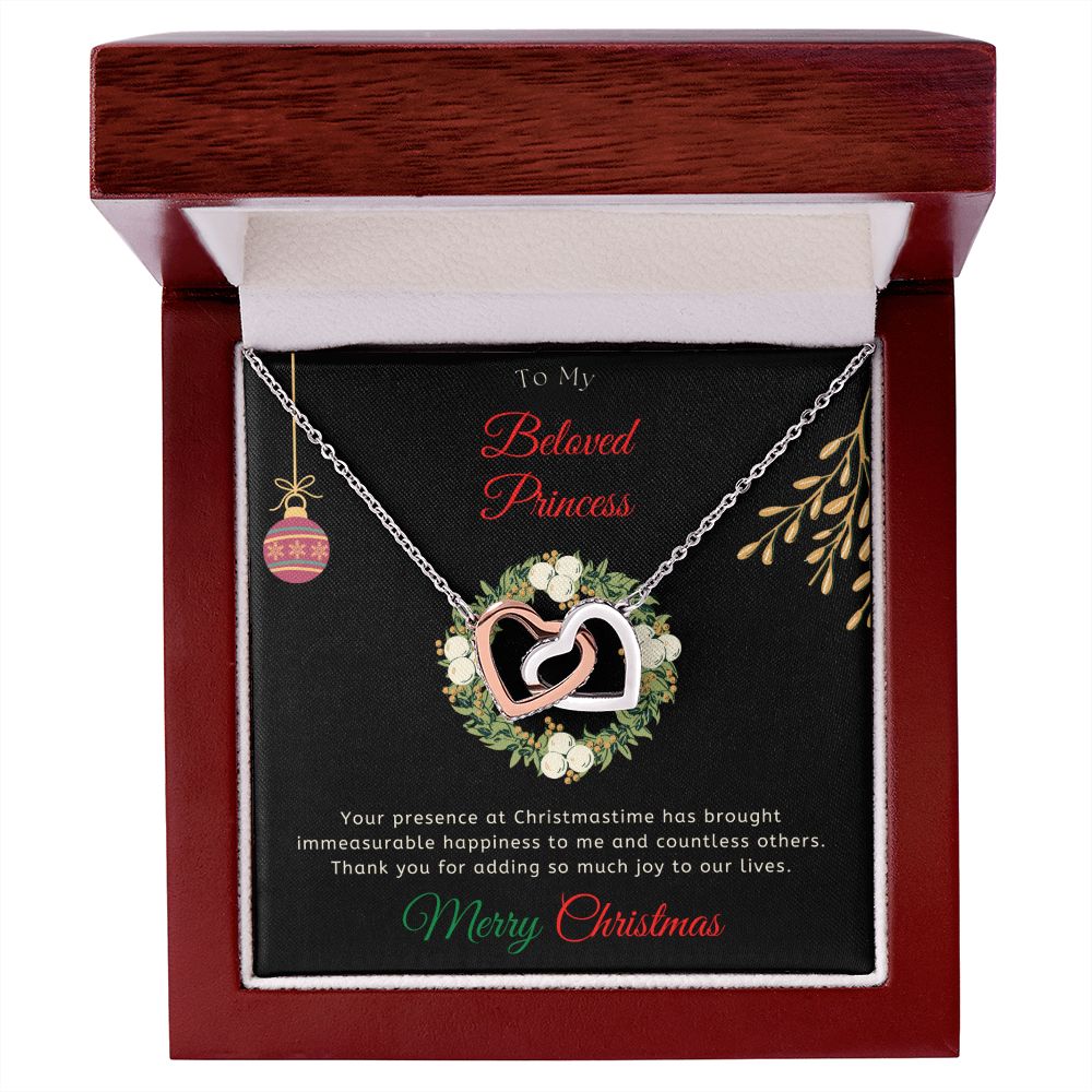 8 2022 Sept IntLock Necklace
