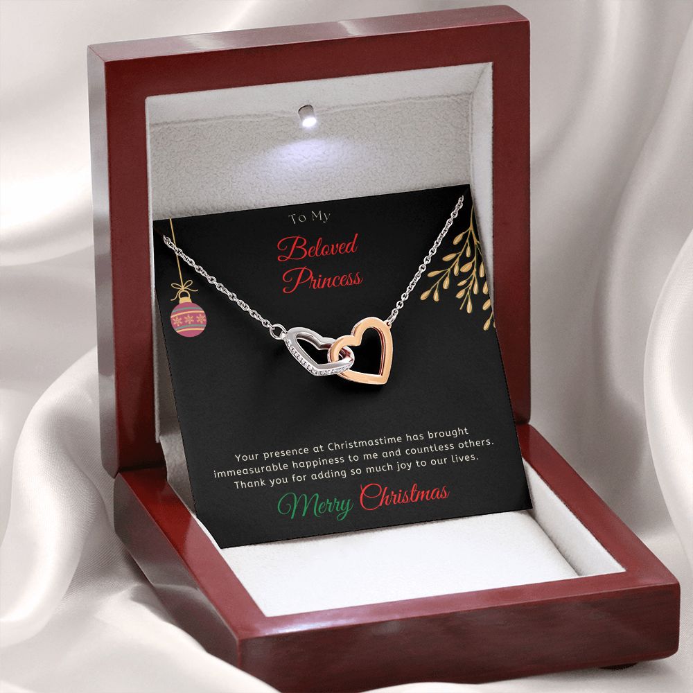 8 2022 Sept IntLock Necklace