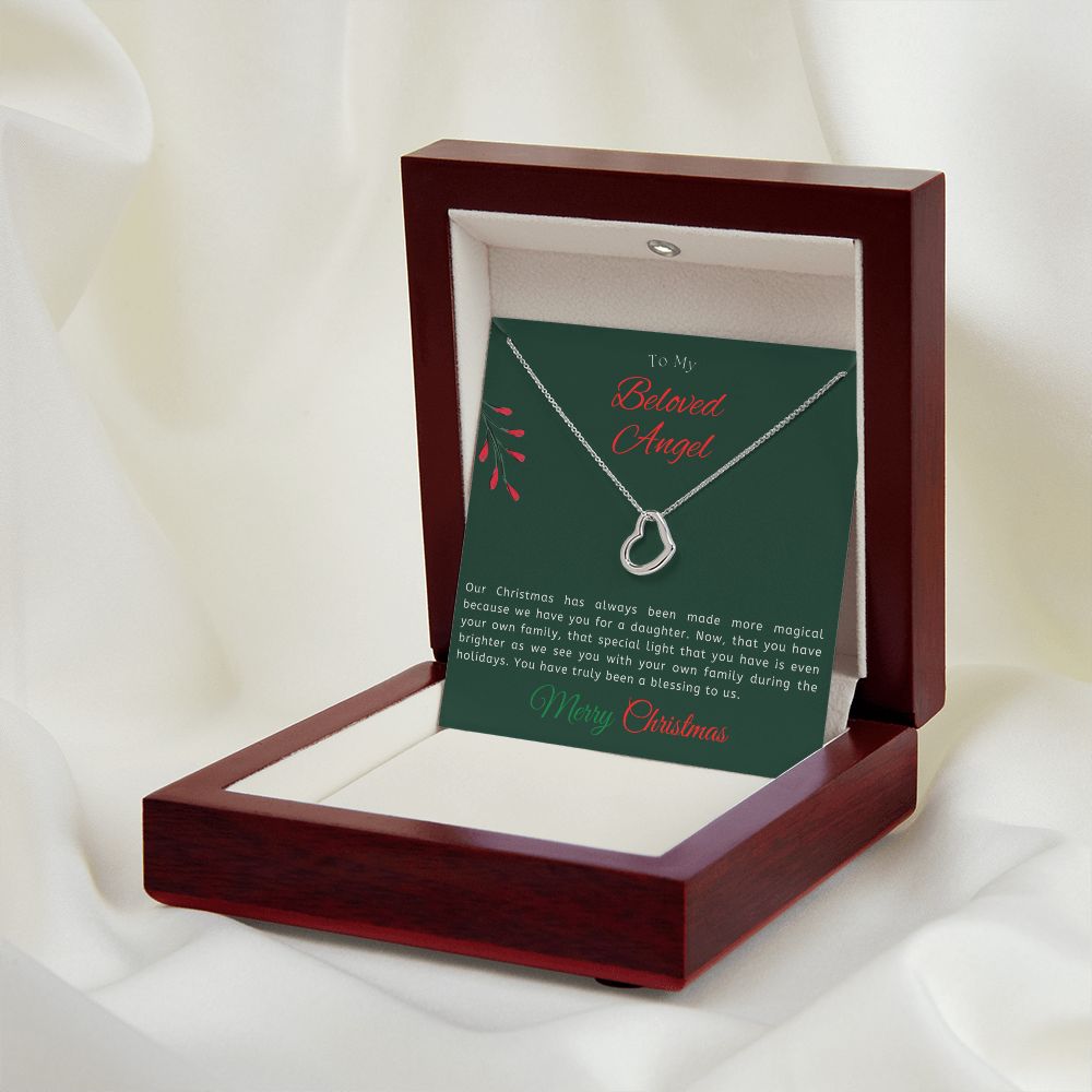 7 2022 Delicated Heart Necklace