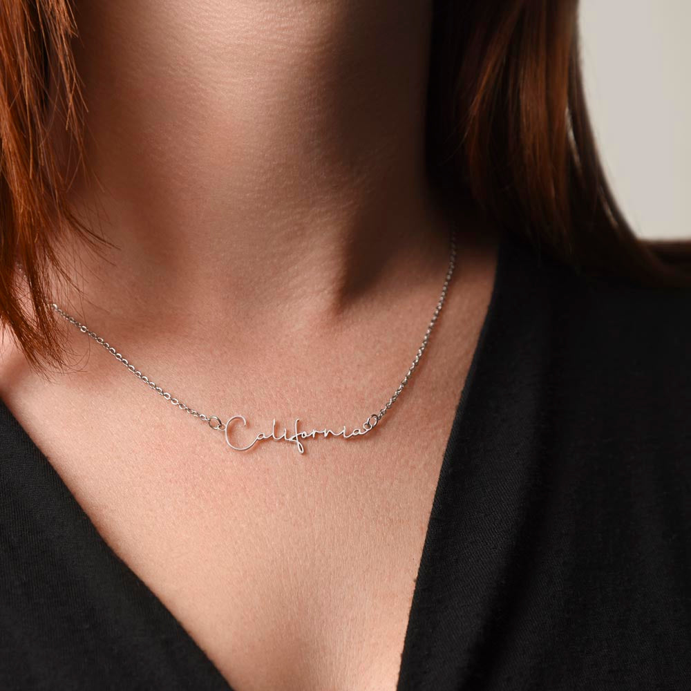 8 Signature Neckalce 2023-03