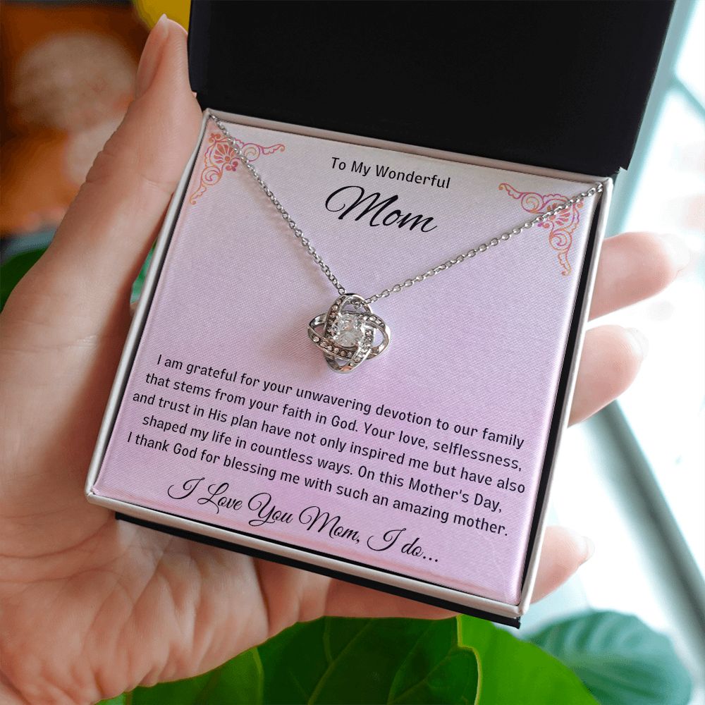 Mum Knot Necklace