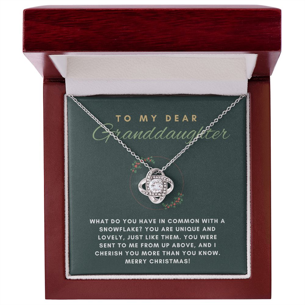 GDDR - Green 2022 Aug Knot Necklace Template