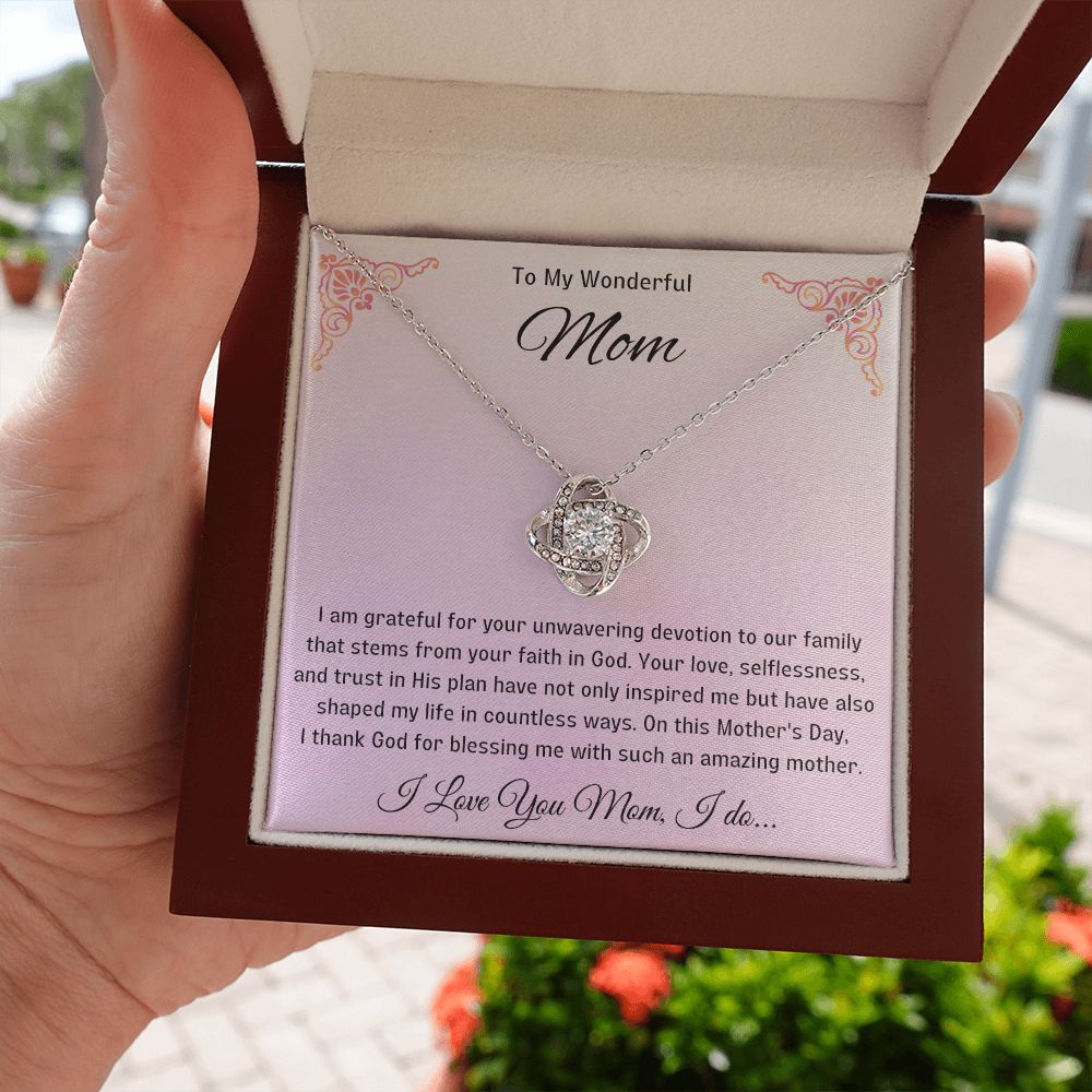 Mum Knot Necklace