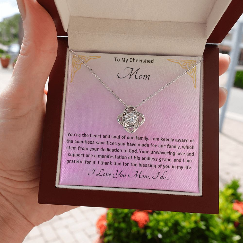 Mum Knot Necklace
